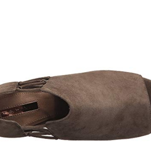 Tahari ankle booties size 6 NEW WITH BOX - Picture 3 of 7